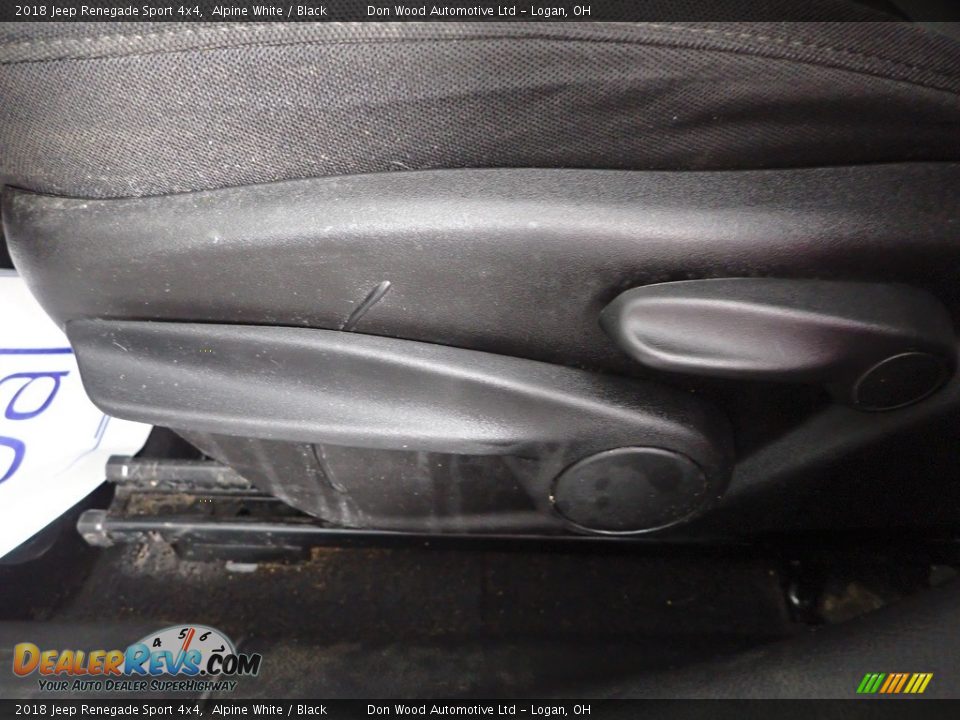 2018 Jeep Renegade Sport 4x4 Alpine White / Black Photo #13