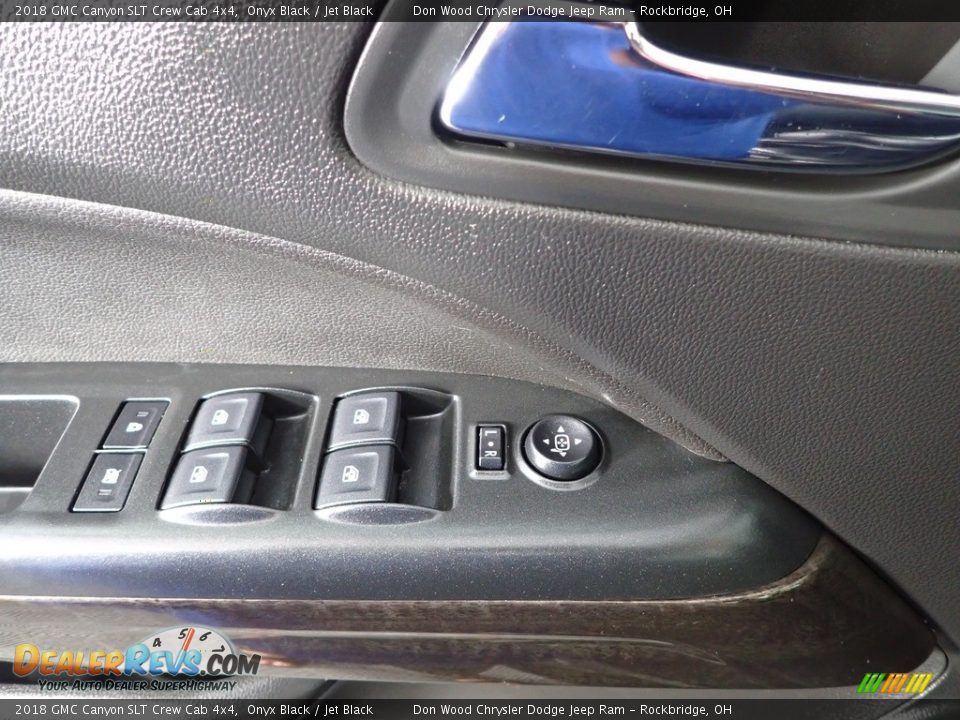 Door Panel of 2018 GMC Canyon SLT Crew Cab 4x4 Photo #14