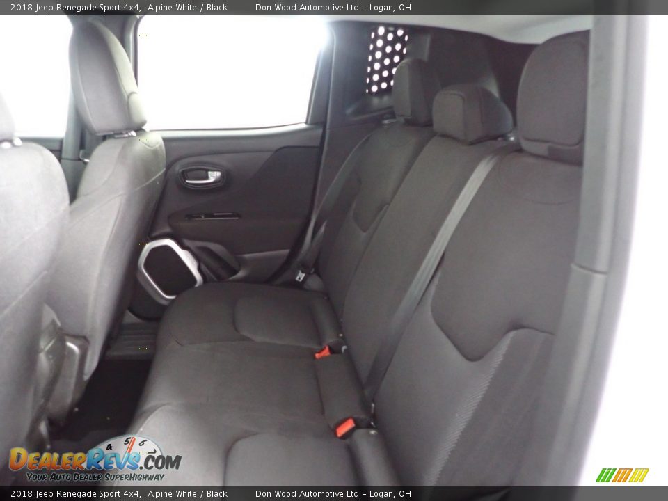 2018 Jeep Renegade Sport 4x4 Alpine White / Black Photo #23