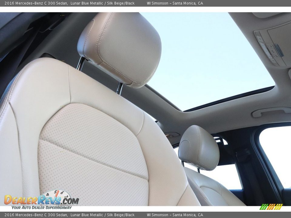 2016 Mercedes-Benz C 300 Sedan Lunar Blue Metallic / Silk Beige/Black Photo #25