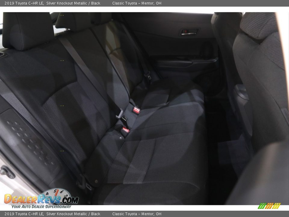 2019 Toyota C-HR LE Silver Knockout Metallic / Black Photo #14