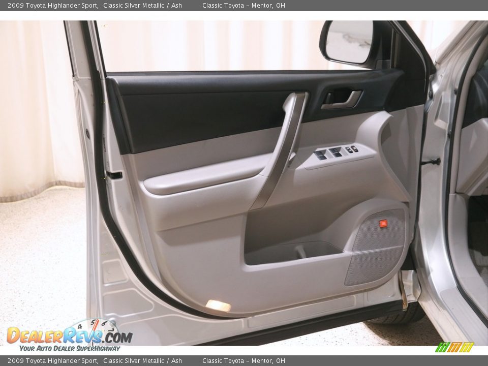 2009 Toyota Highlander Sport Classic Silver Metallic / Ash Photo #4
