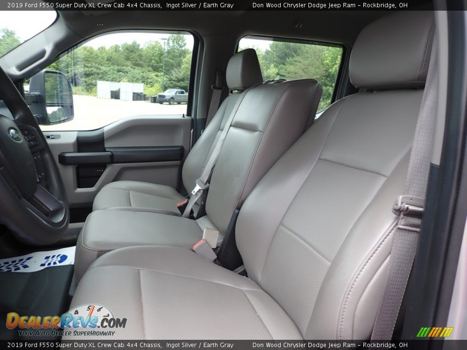 2019 Ford F550 Super Duty XL Crew Cab 4x4 Chassis Ingot Silver / Earth Gray Photo #10