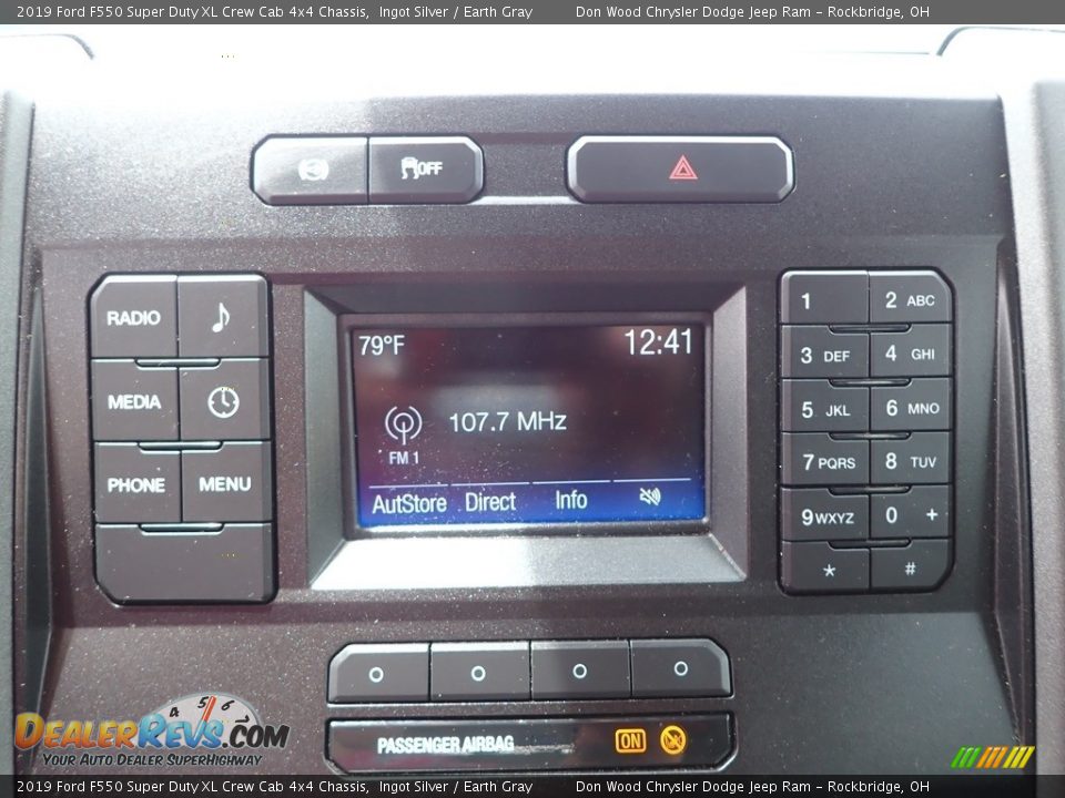 2019 Ford F550 Super Duty XL Crew Cab 4x4 Chassis Ingot Silver / Earth Gray Photo #15