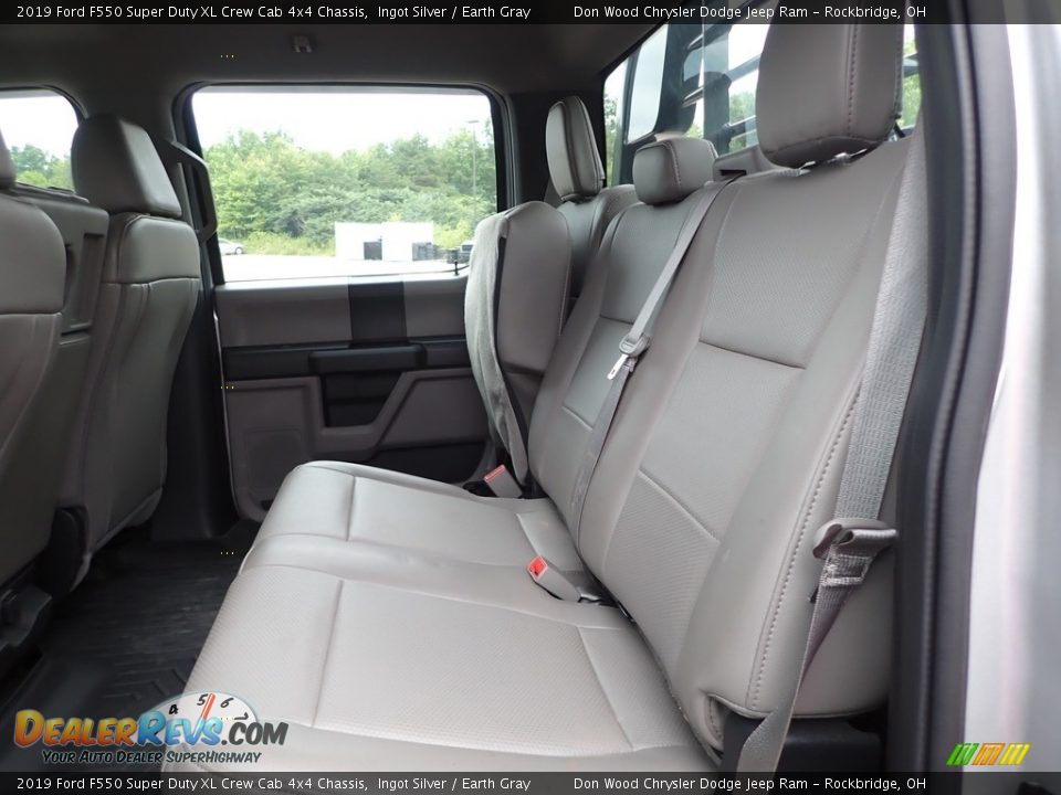2019 Ford F550 Super Duty XL Crew Cab 4x4 Chassis Ingot Silver / Earth Gray Photo #20
