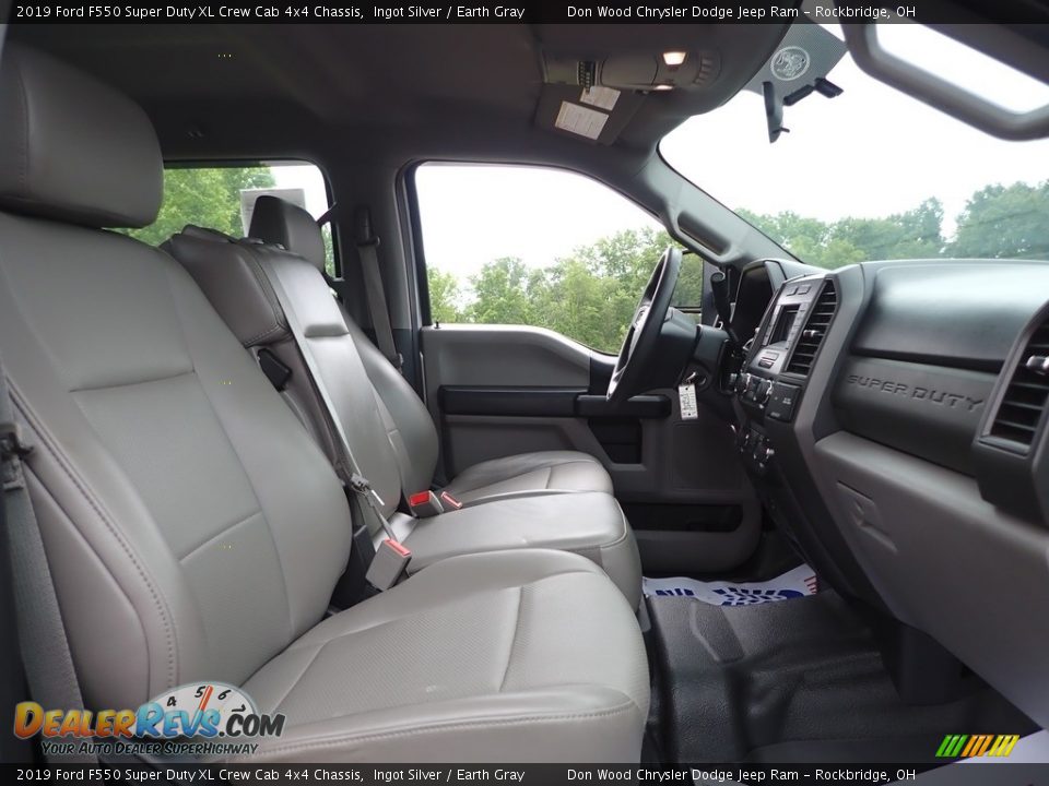 2019 Ford F550 Super Duty XL Crew Cab 4x4 Chassis Ingot Silver / Earth Gray Photo #22