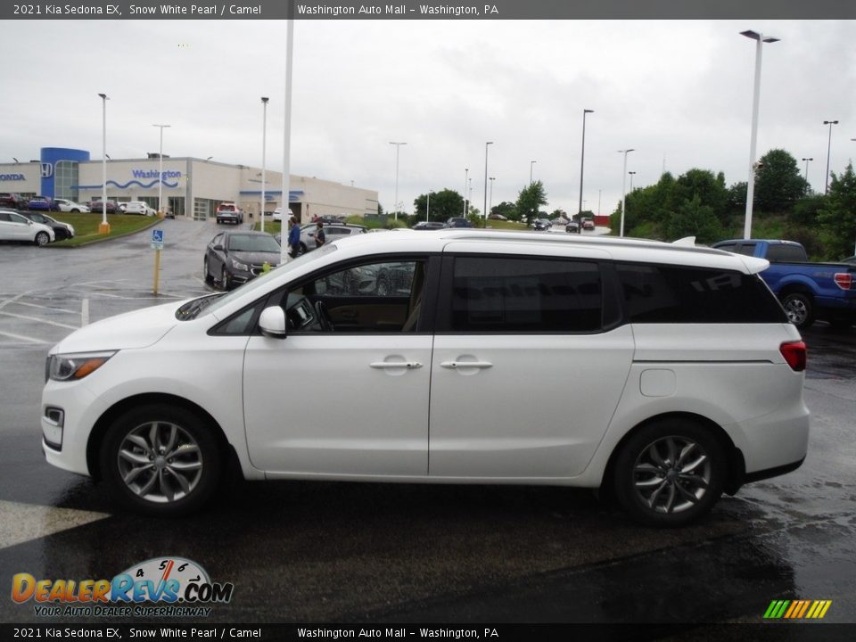 2021 Kia Sedona EX Snow White Pearl / Camel Photo #6