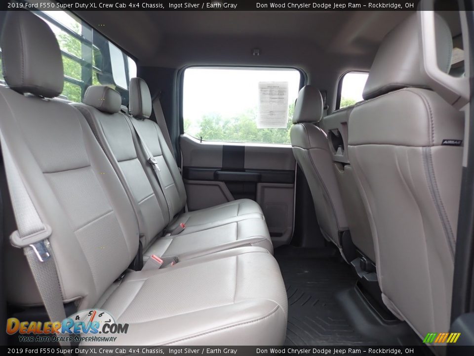 2019 Ford F550 Super Duty XL Crew Cab 4x4 Chassis Ingot Silver / Earth Gray Photo #24