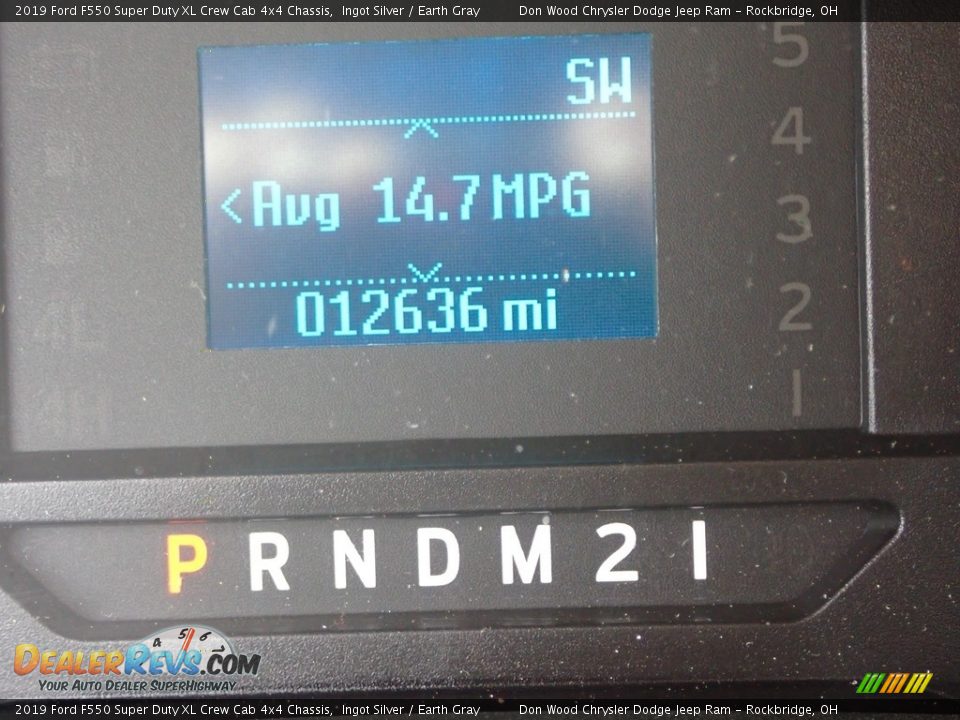 2019 Ford F550 Super Duty XL Crew Cab 4x4 Chassis Ingot Silver / Earth Gray Photo #26