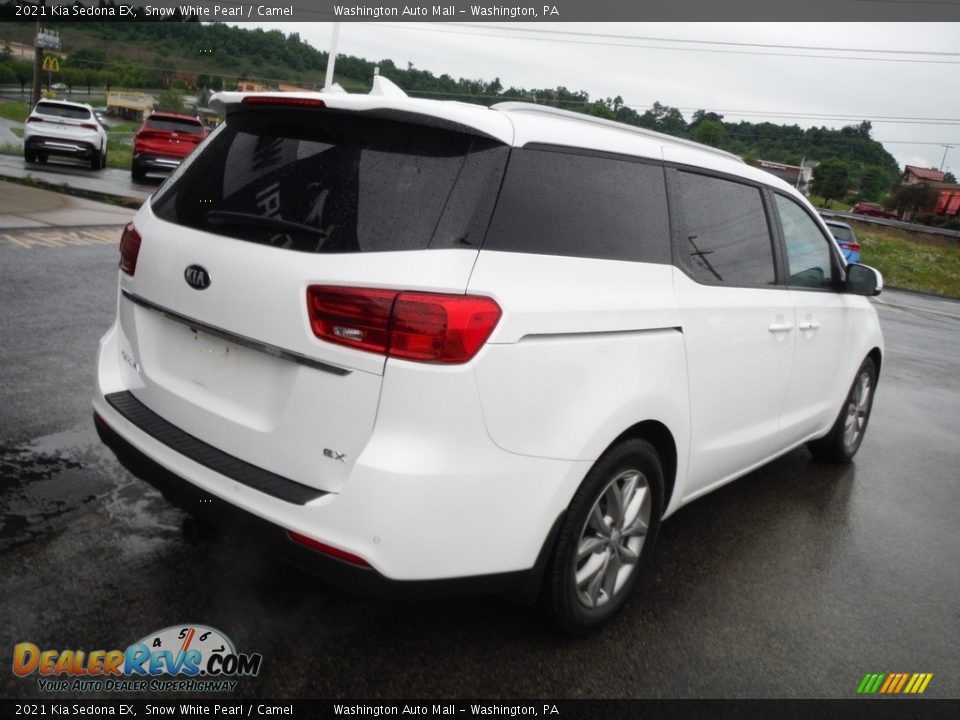 2021 Kia Sedona EX Snow White Pearl / Camel Photo #9