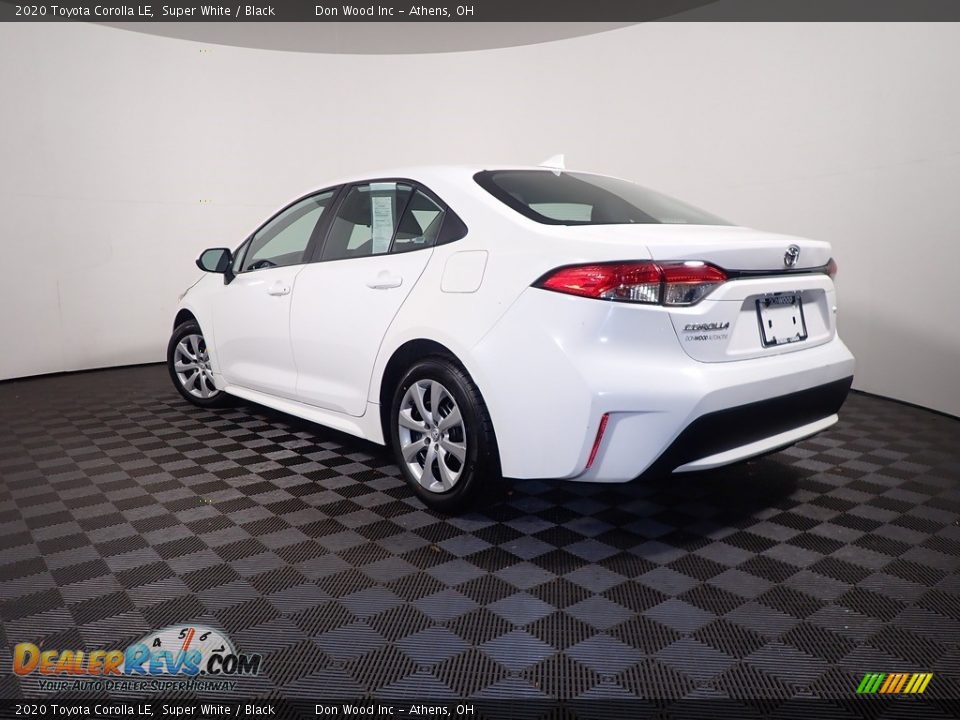 2020 Toyota Corolla LE Super White / Black Photo #11