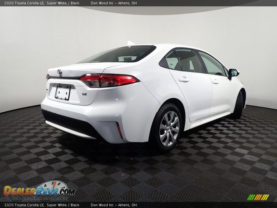 2020 Toyota Corolla LE Super White / Black Photo #16
