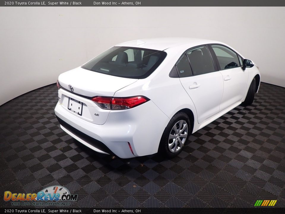 2020 Toyota Corolla LE Super White / Black Photo #17