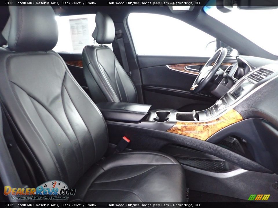 Front Seat of 2016 Lincoln MKX Reserve AWD Photo #31