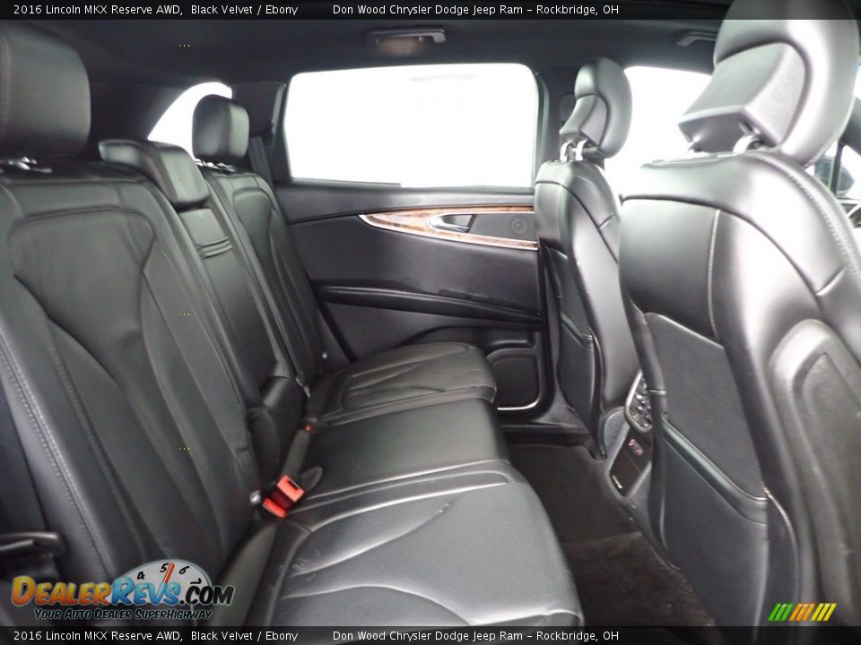 Rear Seat of 2016 Lincoln MKX Reserve AWD Photo #34
