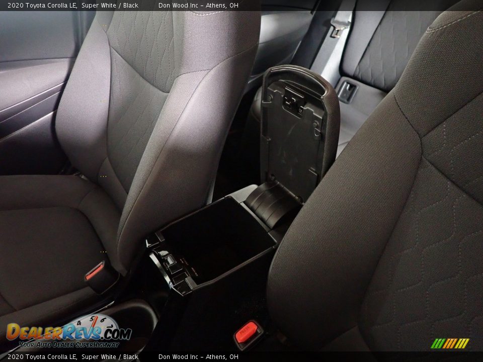 2020 Toyota Corolla LE Super White / Black Photo #33