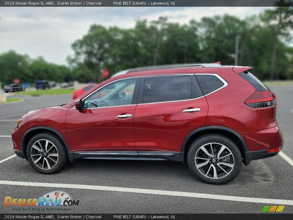 2019 Nissan Rogue SL AWD Scarlet Ember / Charcoal Photo #9