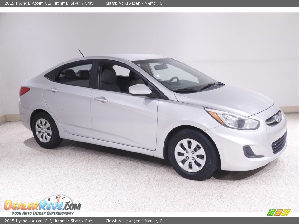 Front 3/4 View of 2015 Hyundai Accent GLS Photo #1