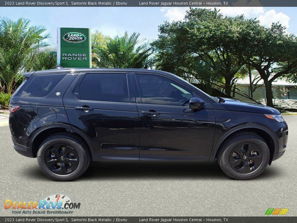 2023 Land Rover Discovery Sport S Santorini Black Metallic / Ebony Photo #11