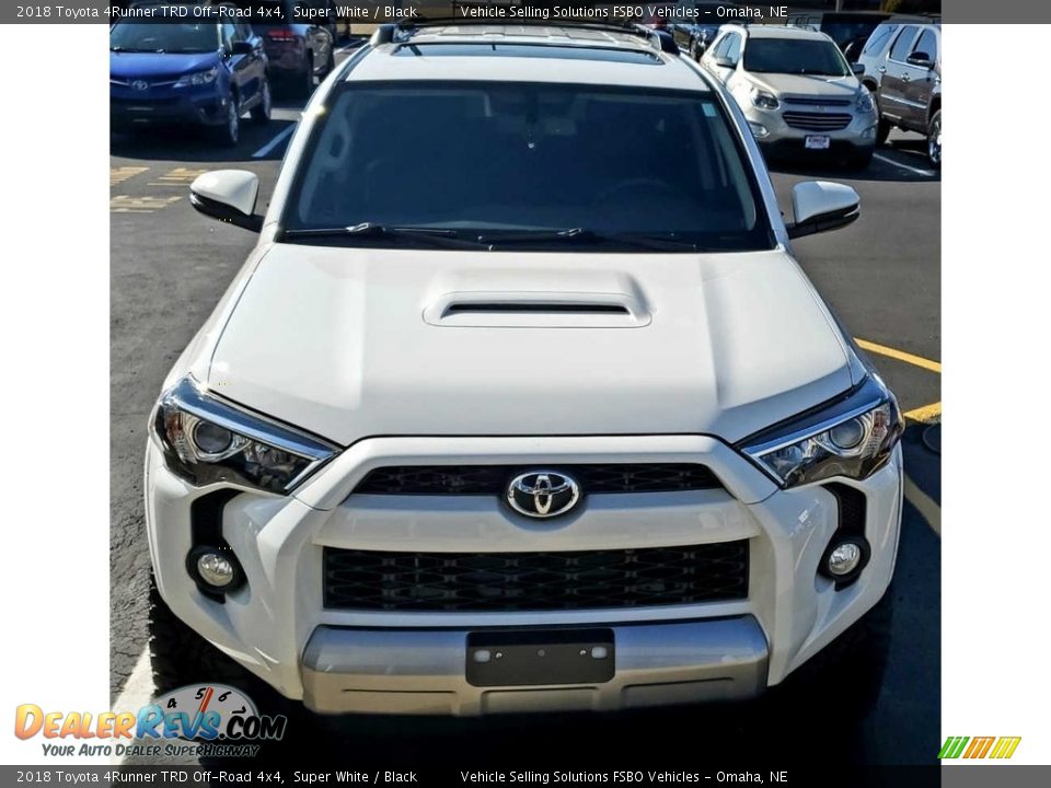 2018 Toyota 4Runner TRD Off-Road 4x4 Super White / Black Photo #4