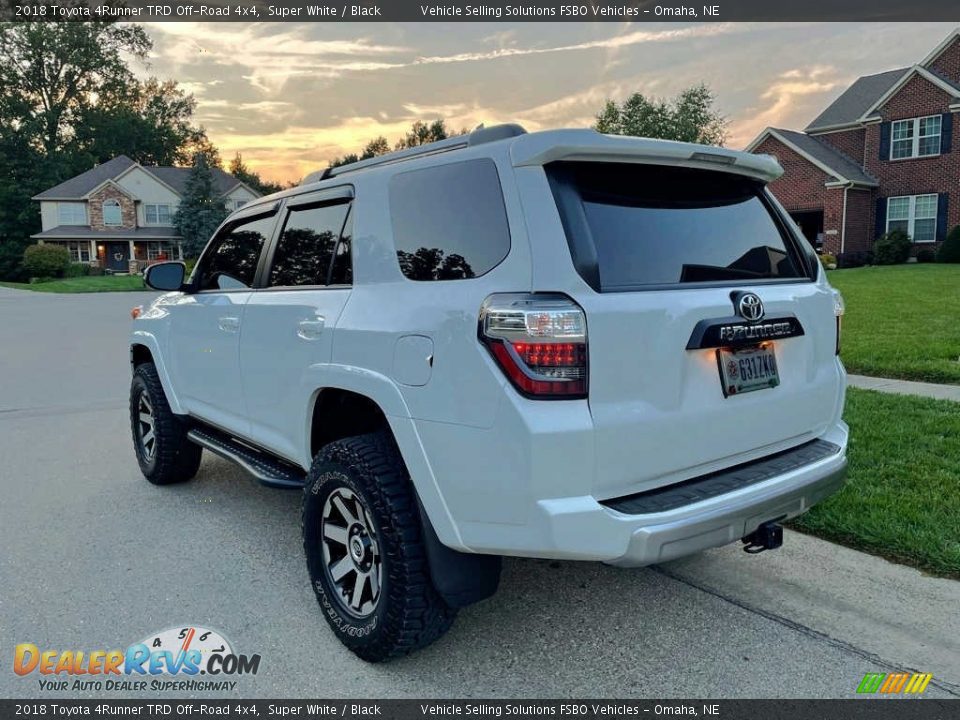 2018 Toyota 4Runner TRD Off-Road 4x4 Super White / Black Photo #14