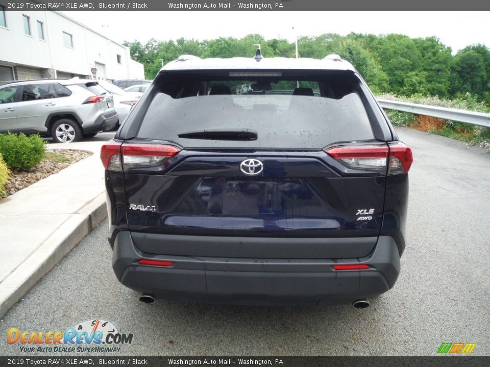 2019 Toyota RAV4 XLE AWD Blueprint / Black Photo #17