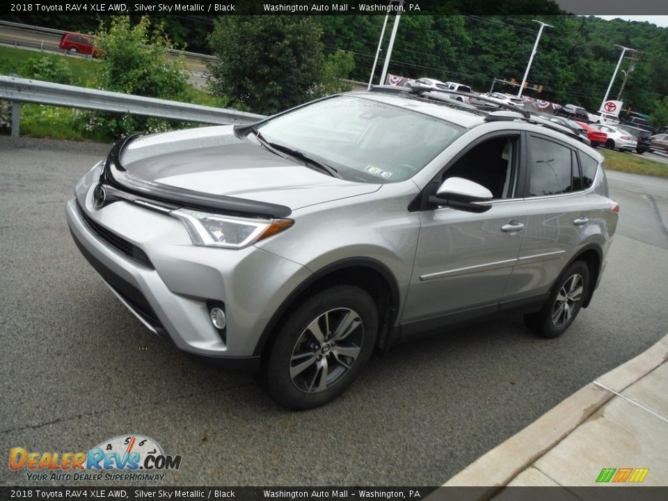 2018 Toyota RAV4 XLE AWD Silver Sky Metallic / Black Photo #13