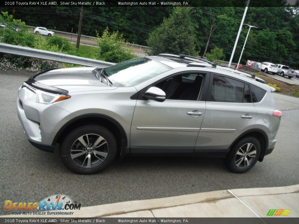 2018 Toyota RAV4 XLE AWD Silver Sky Metallic / Black Photo #14