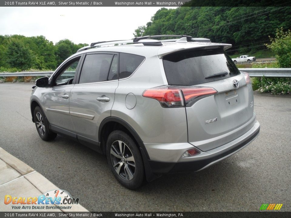 2018 Toyota RAV4 XLE AWD Silver Sky Metallic / Black Photo #15