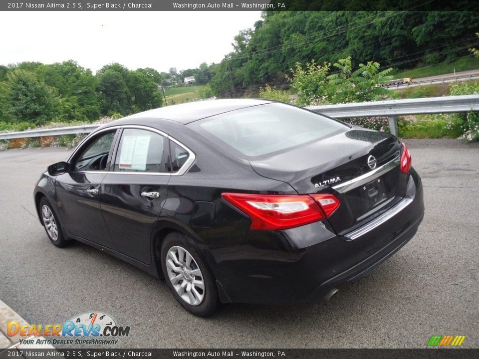 2017 Nissan Altima 2.5 S Super Black / Charcoal Photo #12