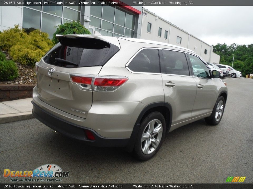 2016 Toyota Highlander Limited Platinum AWD Creme Brulee Mica / Almond Photo #14