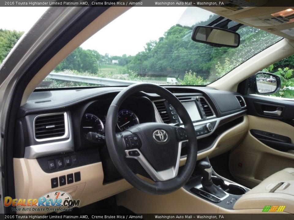 2016 Toyota Highlander Limited Platinum AWD Creme Brulee Mica / Almond Photo #16