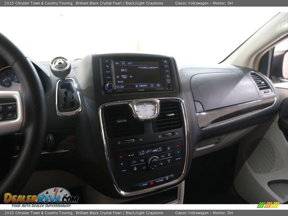 2015 Chrysler Town & Country Touring Brilliant Black Crystal Pearl / Black/Light Graystone Photo #9