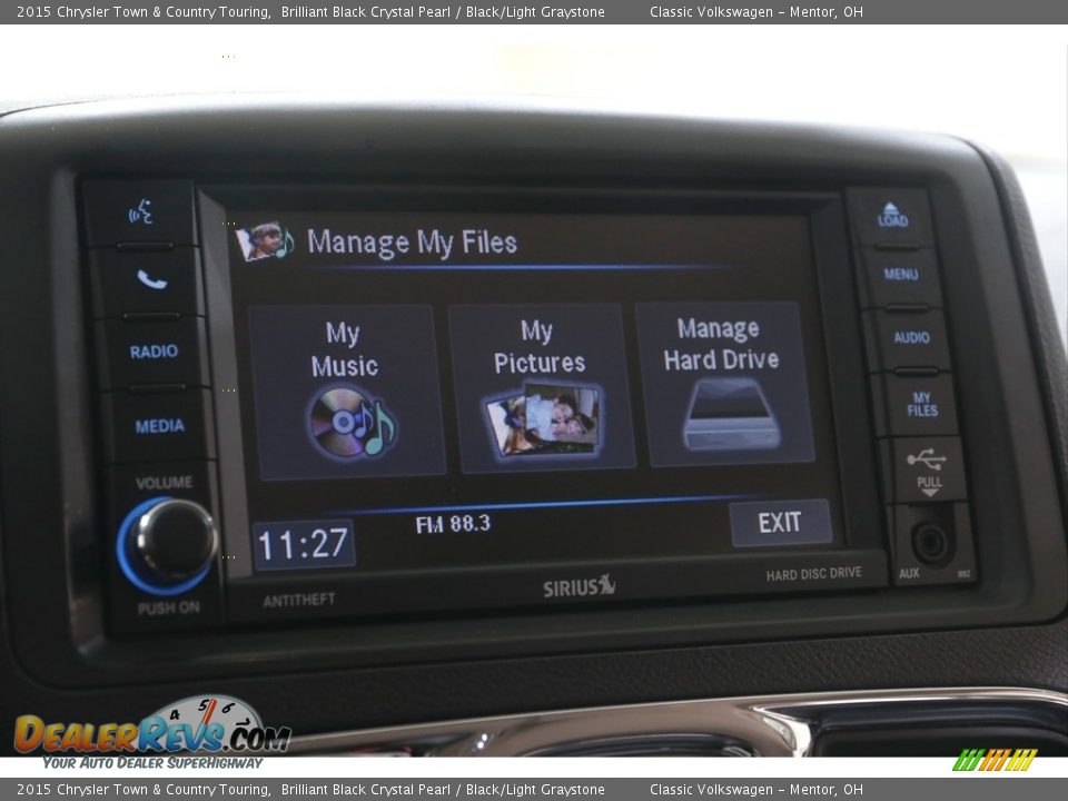 2015 Chrysler Town & Country Touring Brilliant Black Crystal Pearl / Black/Light Graystone Photo #11