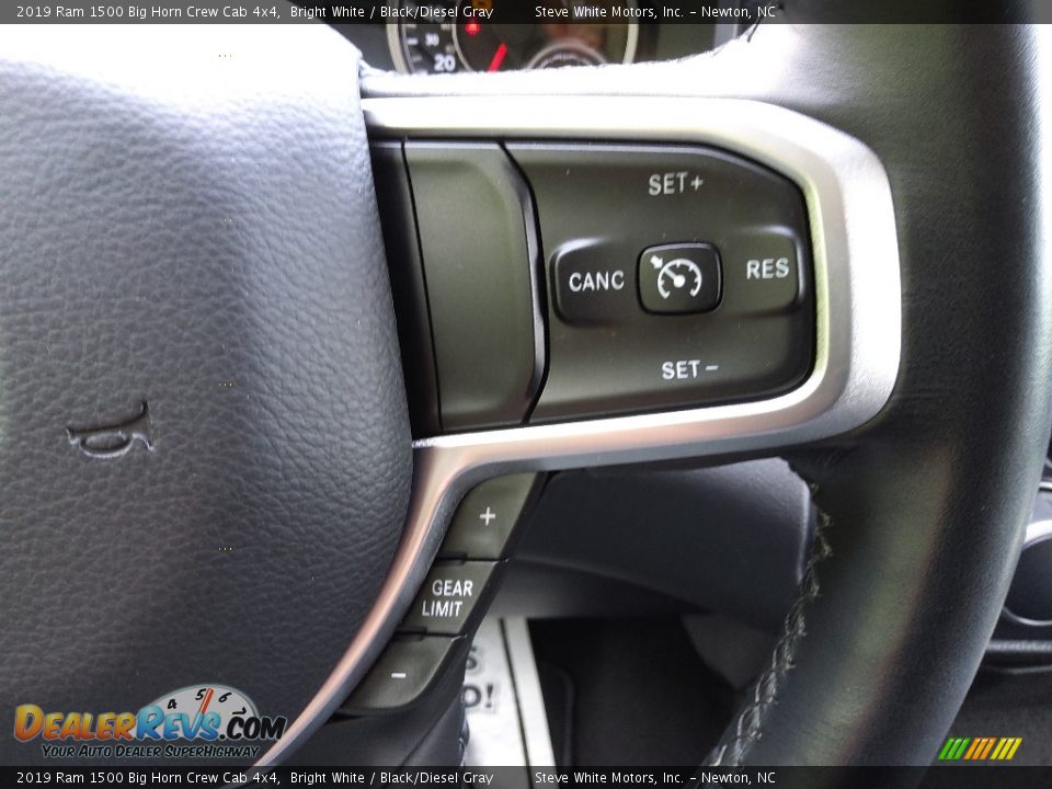 2019 Ram 1500 Big Horn Crew Cab 4x4 Bright White / Black/Diesel Gray Photo #20