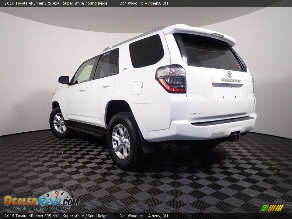 2016 Toyota 4Runner SR5 4x4 Super White / Sand Beige Photo #12