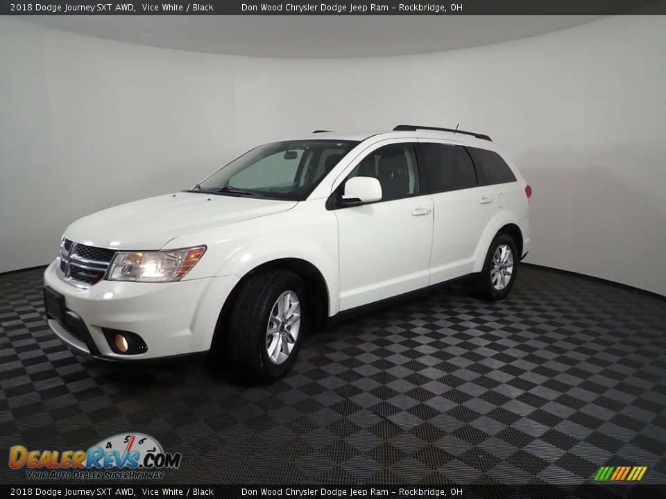 2018 Dodge Journey SXT AWD Vice White / Black Photo #4