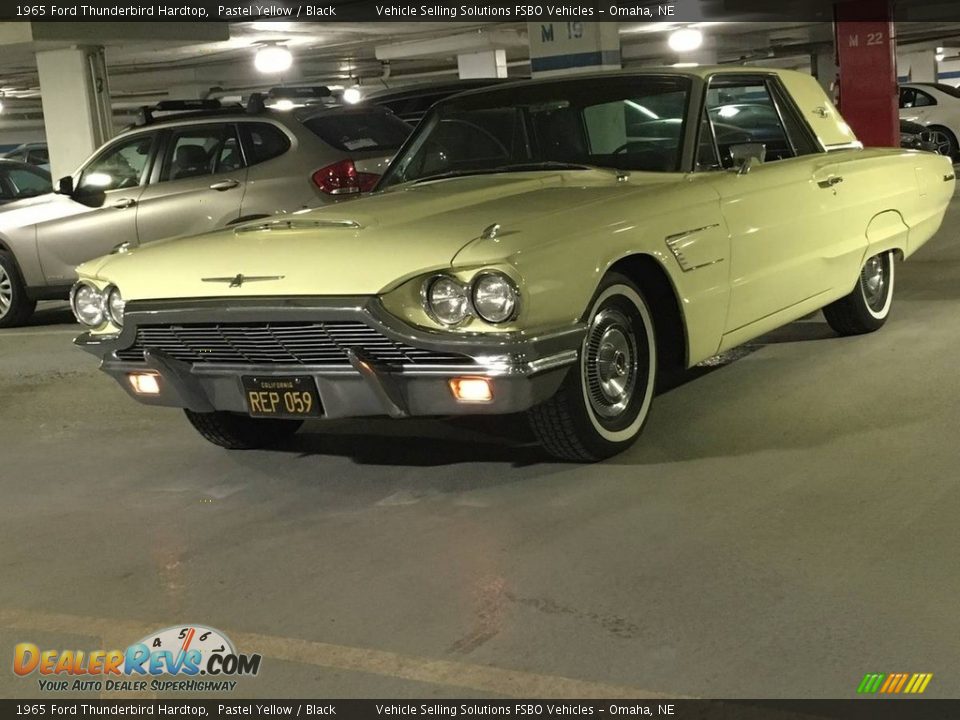 Pastel Yellow 1965 Ford Thunderbird Hardtop Photo #6