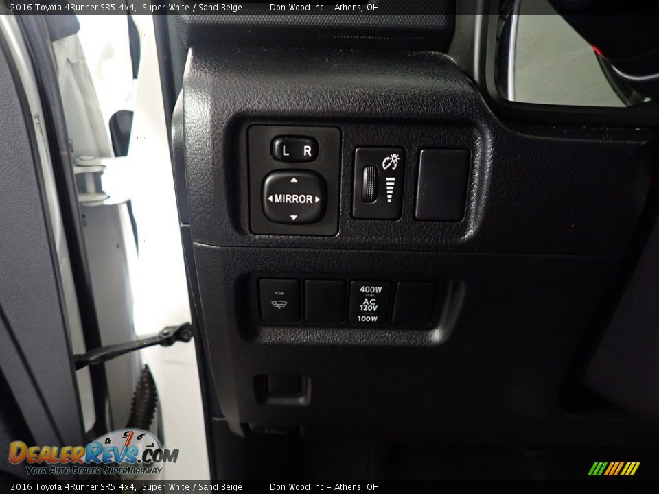 2016 Toyota 4Runner SR5 4x4 Super White / Sand Beige Photo #32