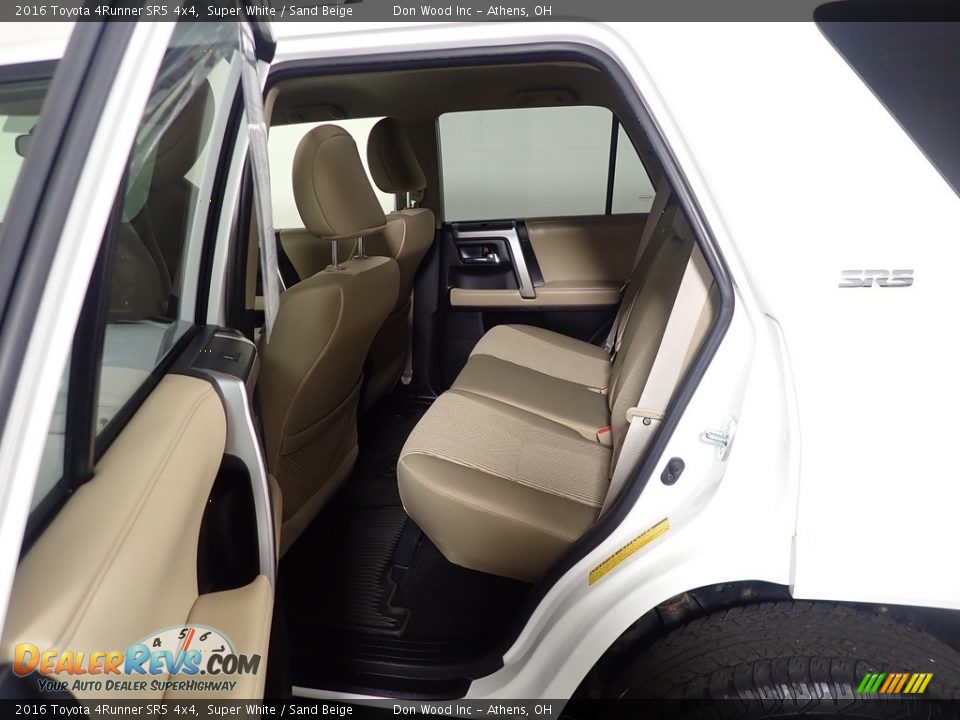 2016 Toyota 4Runner SR5 4x4 Super White / Sand Beige Photo #36