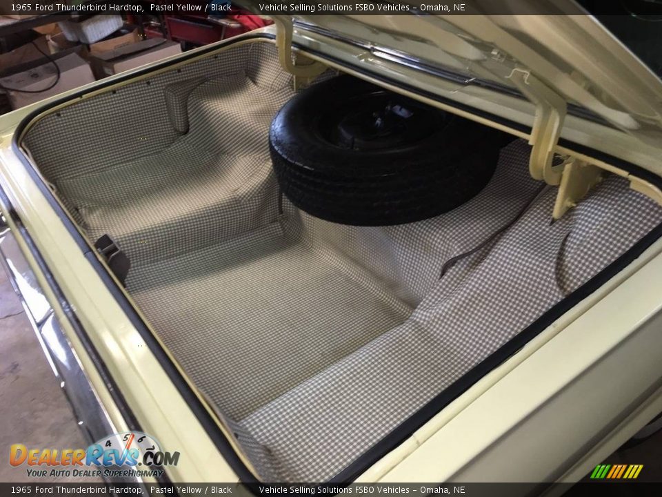 1965 Ford Thunderbird Hardtop Trunk Photo #13