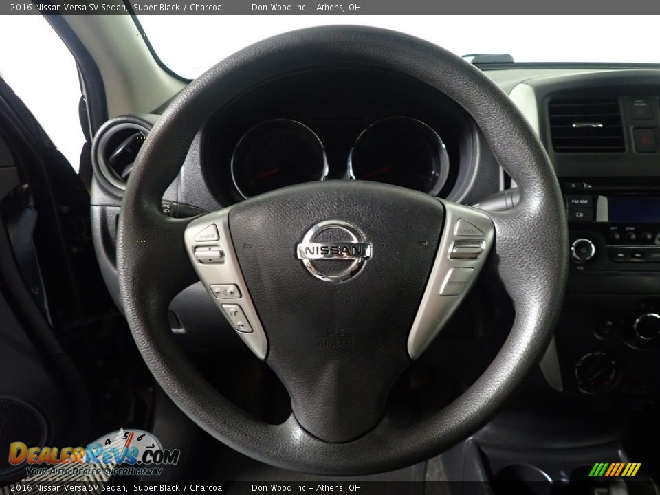 2016 Nissan Versa SV Sedan Steering Wheel Photo #26