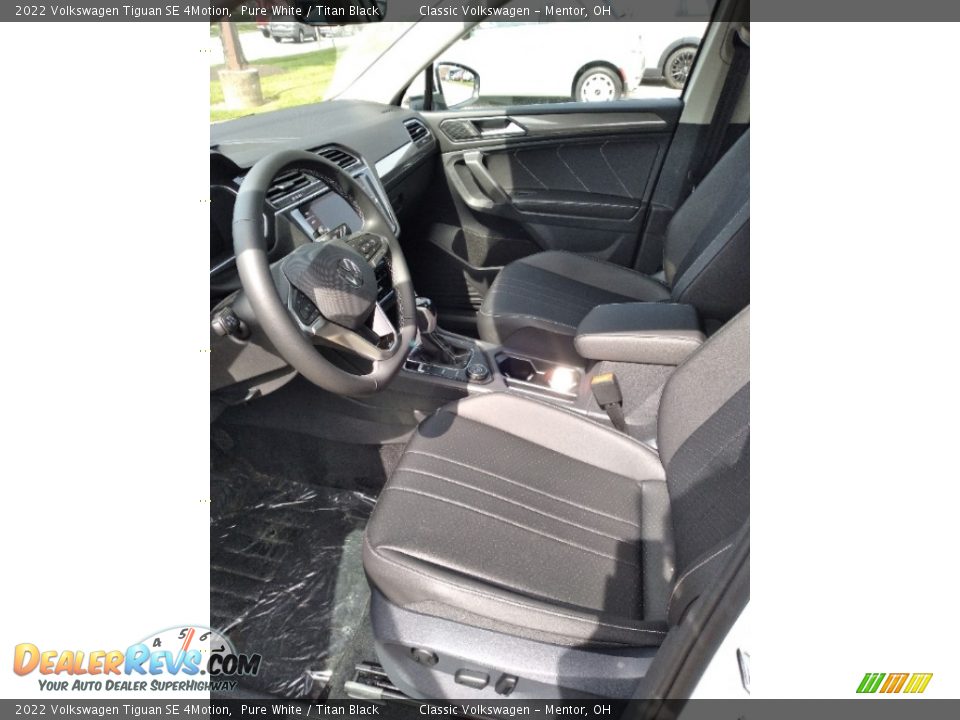 2022 Volkswagen Tiguan SE 4Motion Pure White / Titan Black Photo #2