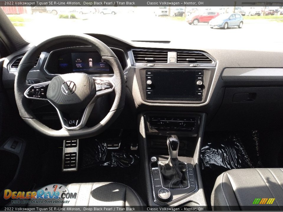 2022 Volkswagen Tiguan SE R-Line 4Motion Deep Black Pearl / Titan Black Photo #1