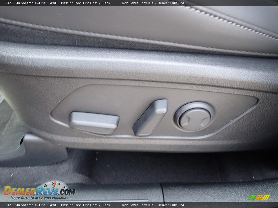 2022 Kia Sorento X-Line S AWD Passion Red Tint Coat / Black Photo #16