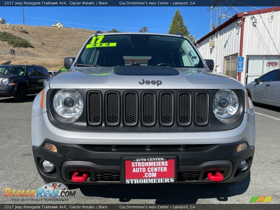 2017 Jeep Renegade Trailhawk 4x4 Glacier Metallic / Black Photo #2