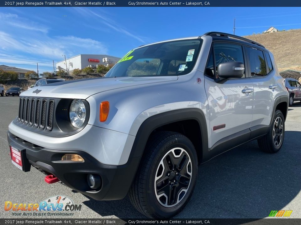 2017 Jeep Renegade Trailhawk 4x4 Glacier Metallic / Black Photo #3