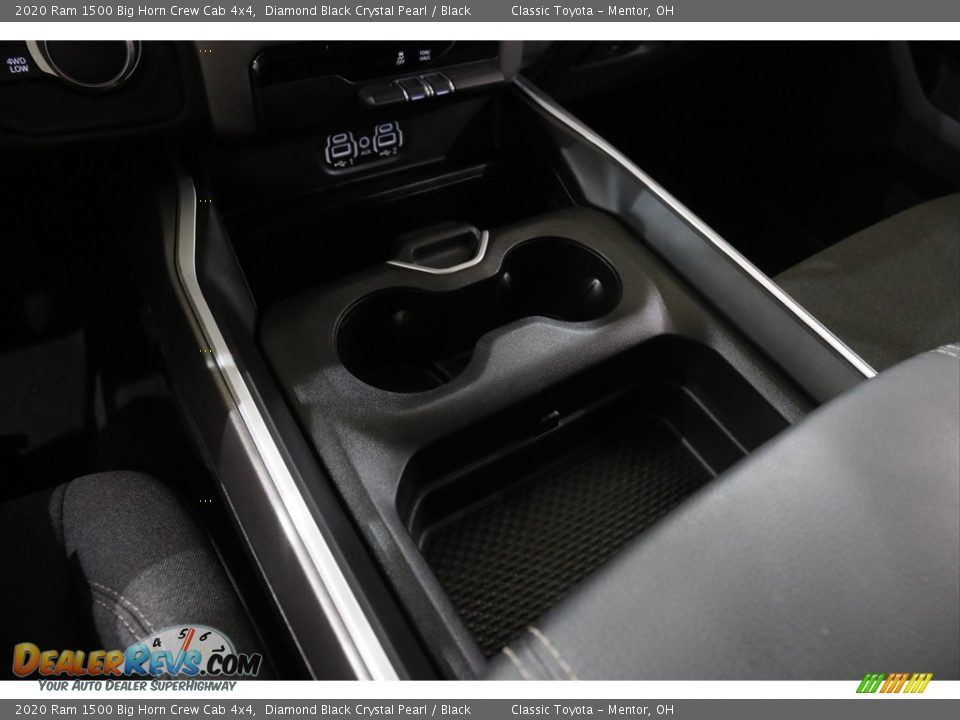 2020 Ram 1500 Big Horn Crew Cab 4x4 Diamond Black Crystal Pearl / Black Photo #16
