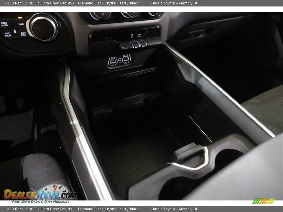 2020 Ram 1500 Big Horn Crew Cab 4x4 Diamond Black Crystal Pearl / Black Photo #17