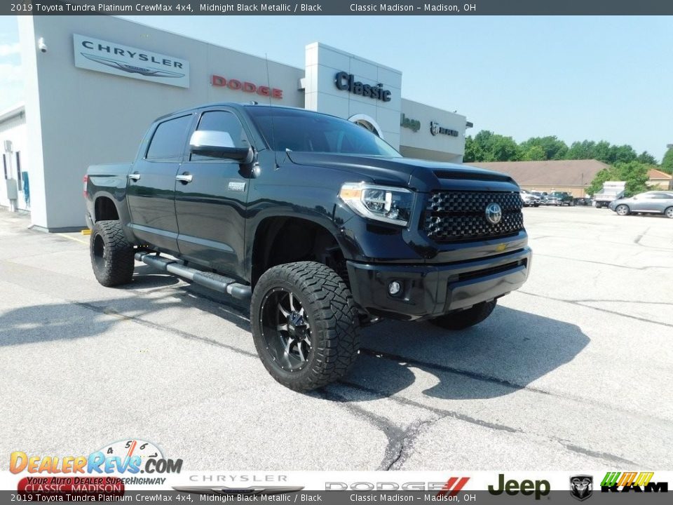 2019 Toyota Tundra Platinum CrewMax 4x4 Midnight Black Metallic / Black Photo #1